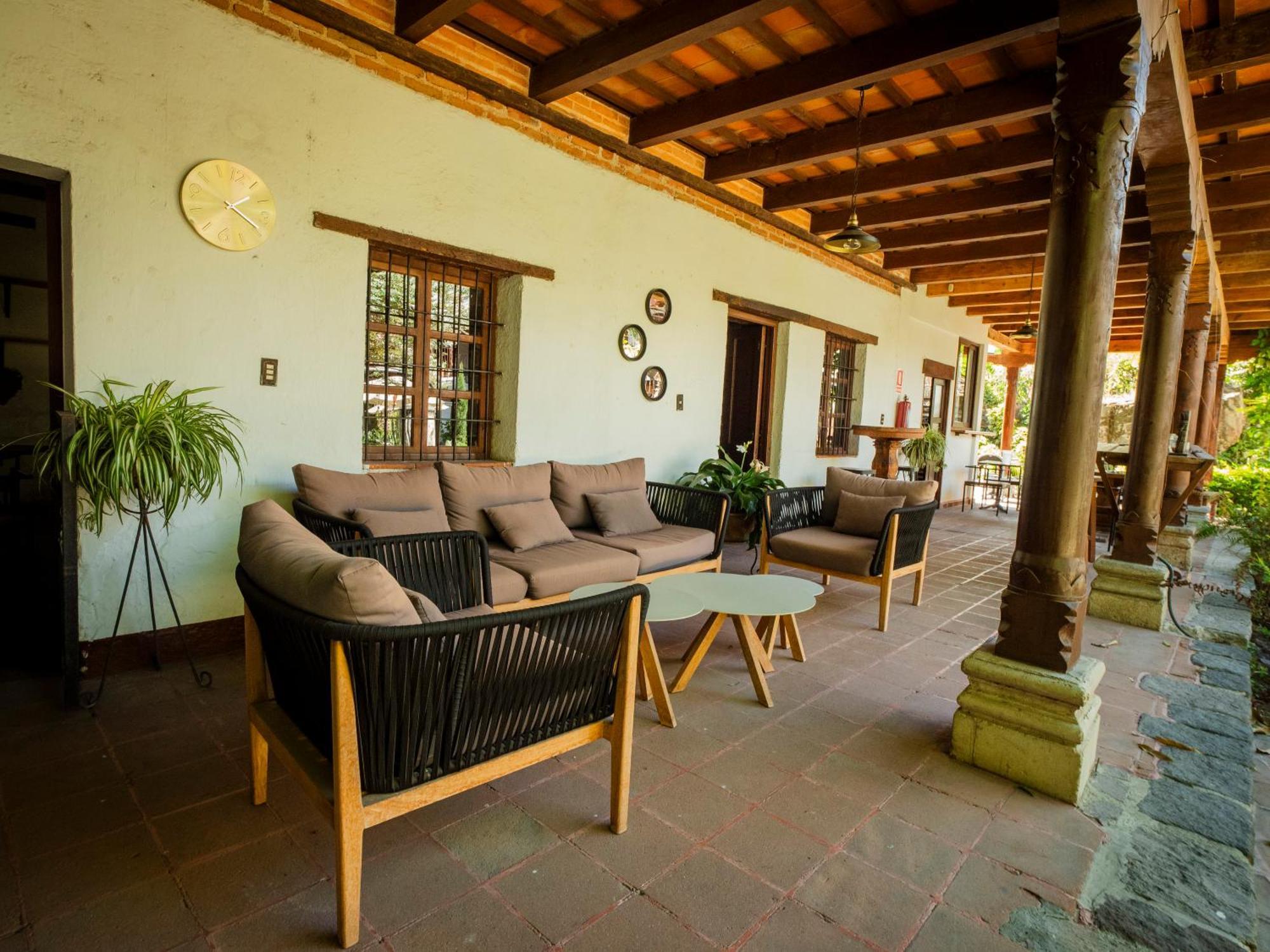 Hotel Cacique Real Antigua Exterior foto
